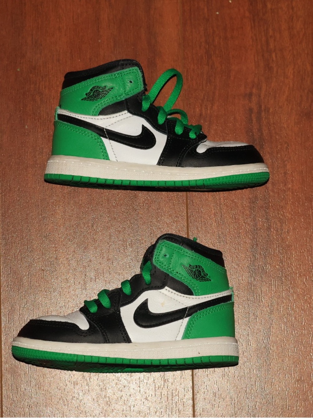Jordan Kids High-Top Sneakers in Green, Black & White